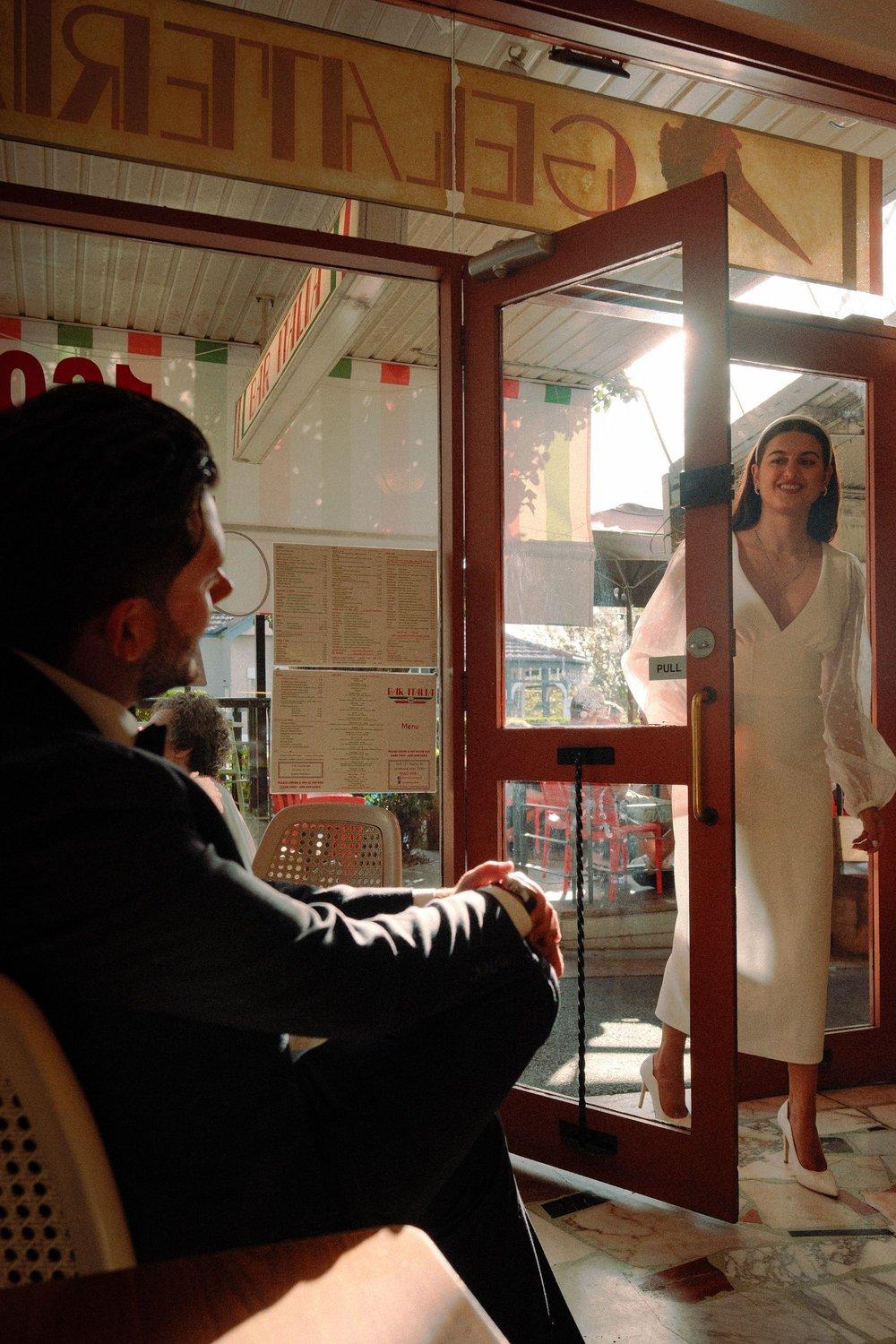 carousel-hero-element image-0