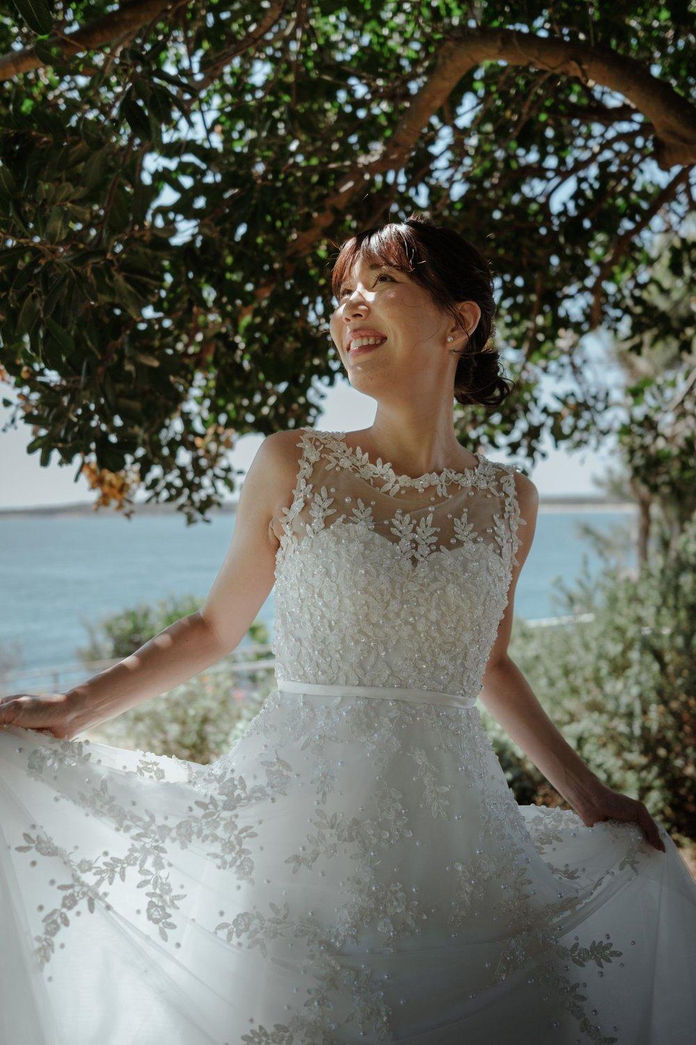 carousel-hero-element image-0